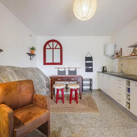 Cosy At Portuguese Quinta