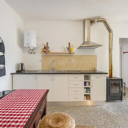 Cosy At Portuguese Quinta *