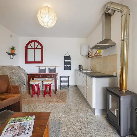 Cosy At Portuguese Quinta