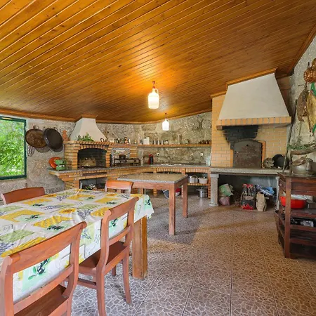 Cosy At Portuguese Quinta Casal Diz