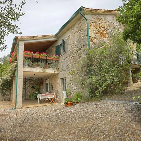 Cosy At Portuguese Quinta